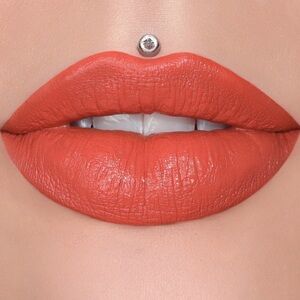 2/$20 💥 NEW (Kumquat) Jeffree Star Velvet Trap Lipstick (2780)